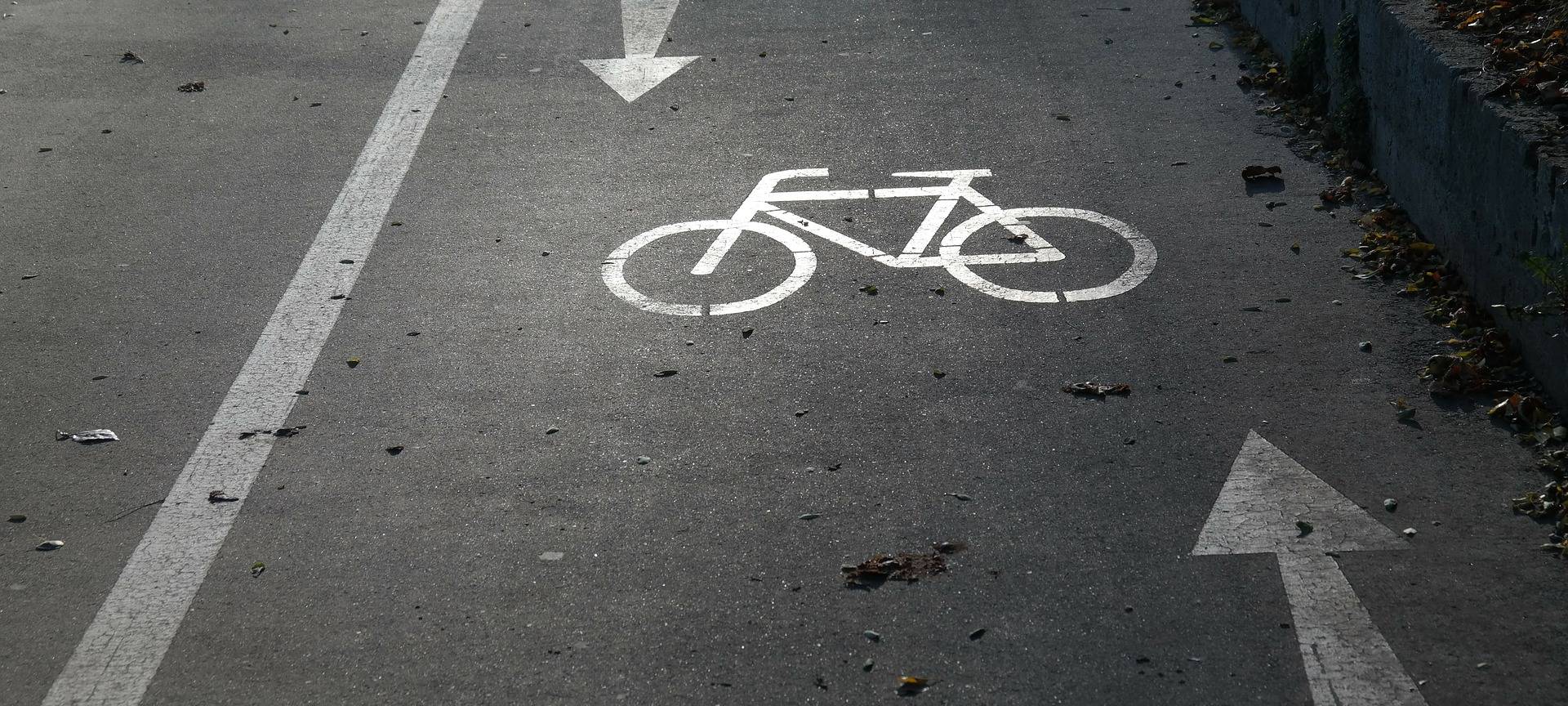 Betrunkener Radfahrer rammt Elfjährige in Nettetal